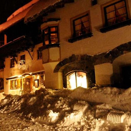 Hotel Garni Friedheim Санкт-Антон-ам-Арльберг Екстер'єр фото